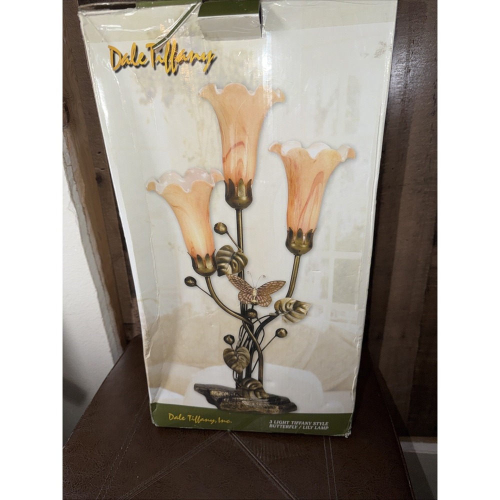 Dale Tiffany 3 Light Lily Table Lamp Butterfly Art Glass Shade NIB Vintage New